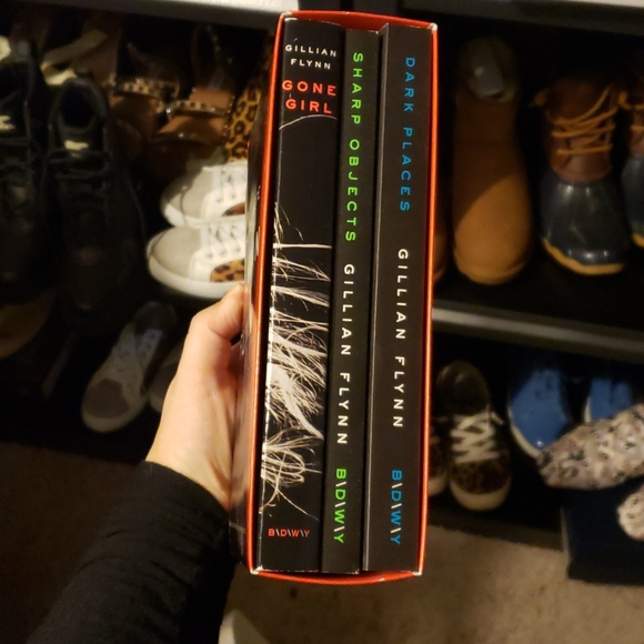 Gillian Flynn Gone Girl Dark Places Sharp Objects - Picture 2 of 4